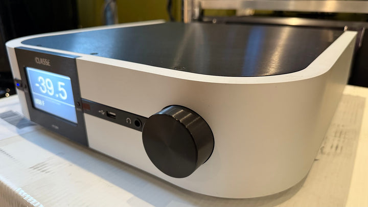 Classe Audio CP-800 DAC Preamplifier Processor in Silver EXCELLENT