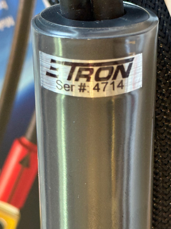 Shunyata Research E-tron Python Speaker Cables Pair with Gold Spade Connectors  3M Serial 4714 & 4715 MINT