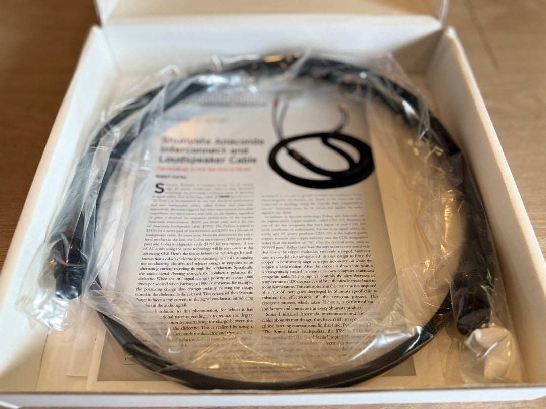 Shunyata Research E-tron Python AES Digital Single Cable 1.5M Serial 12514 MINT