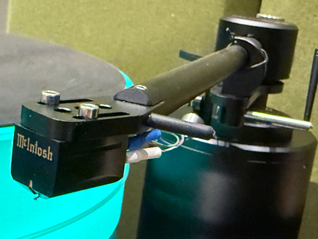 McIntosh MT10 MT-10 Precision Turntable Moving Coil Cartridge, Cover, & Original Box EXCELLENT