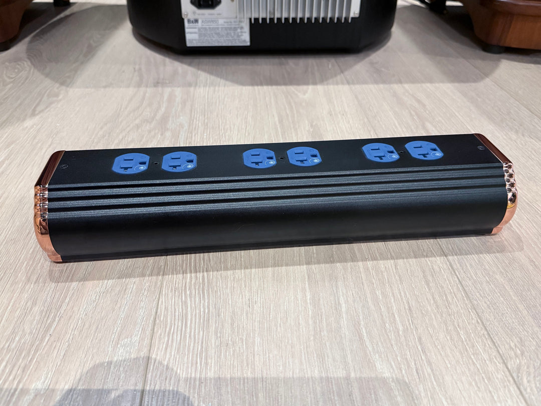 Cardas Audio Nautilus US 110V 20 Amp Power Strip EXCELLENT