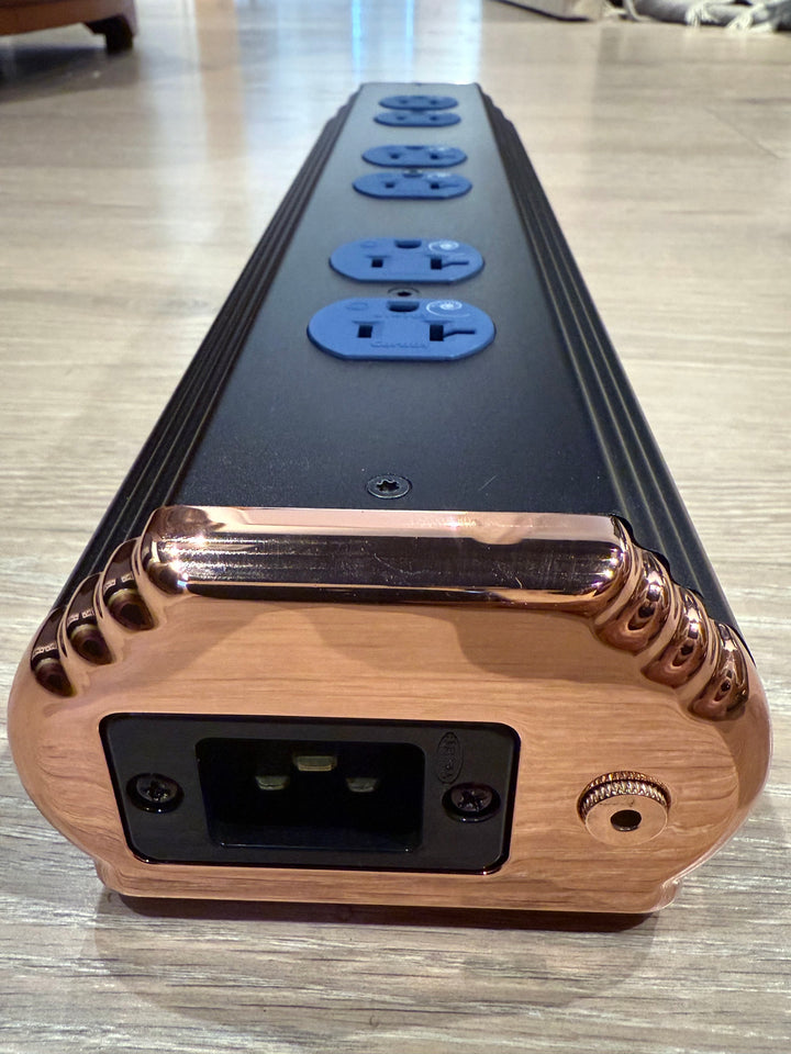 Cardas Audio Nautilus US 110V 20 Amp Power Strip EXCELLENT