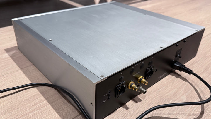 Wadia 302 CD Player Transport with Remote 220V EXCELLENT