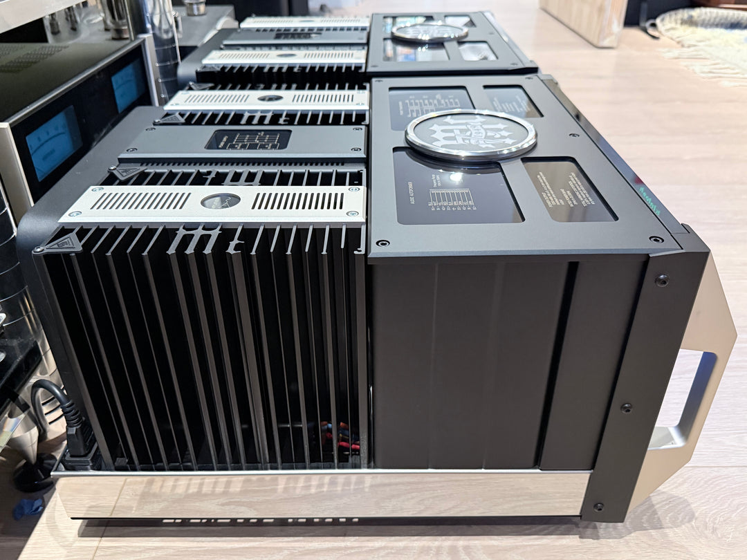 McIntosh MC1.25KW 75th Anniversary Monoblock Mono Amplifiers w Box & Manual MINT