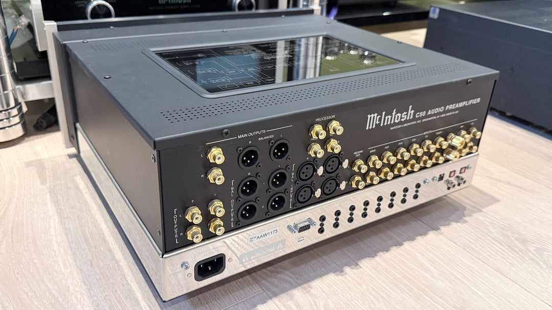 McIntosh C50 Solid State Stereo Preamplifier with MM & MC Phono Serial AAW1173 with Box & Remote EXCELLENT
