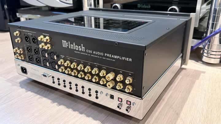 McIntosh C50 Solid State Stereo Preamplifier with MM & MC Phono Serial AAW1173 with Box & Remote EXCELLENT