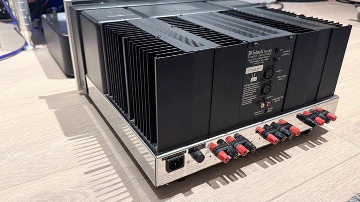 Mcintosh MC352 220-240v Stereo 2-Channel Power Amplifier with Box EXCELLENT