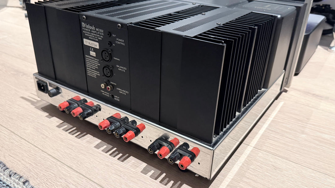 Mcintosh MC352 220-240v Stereo 2-Channel Power Amplifier with Box EXCELLENT