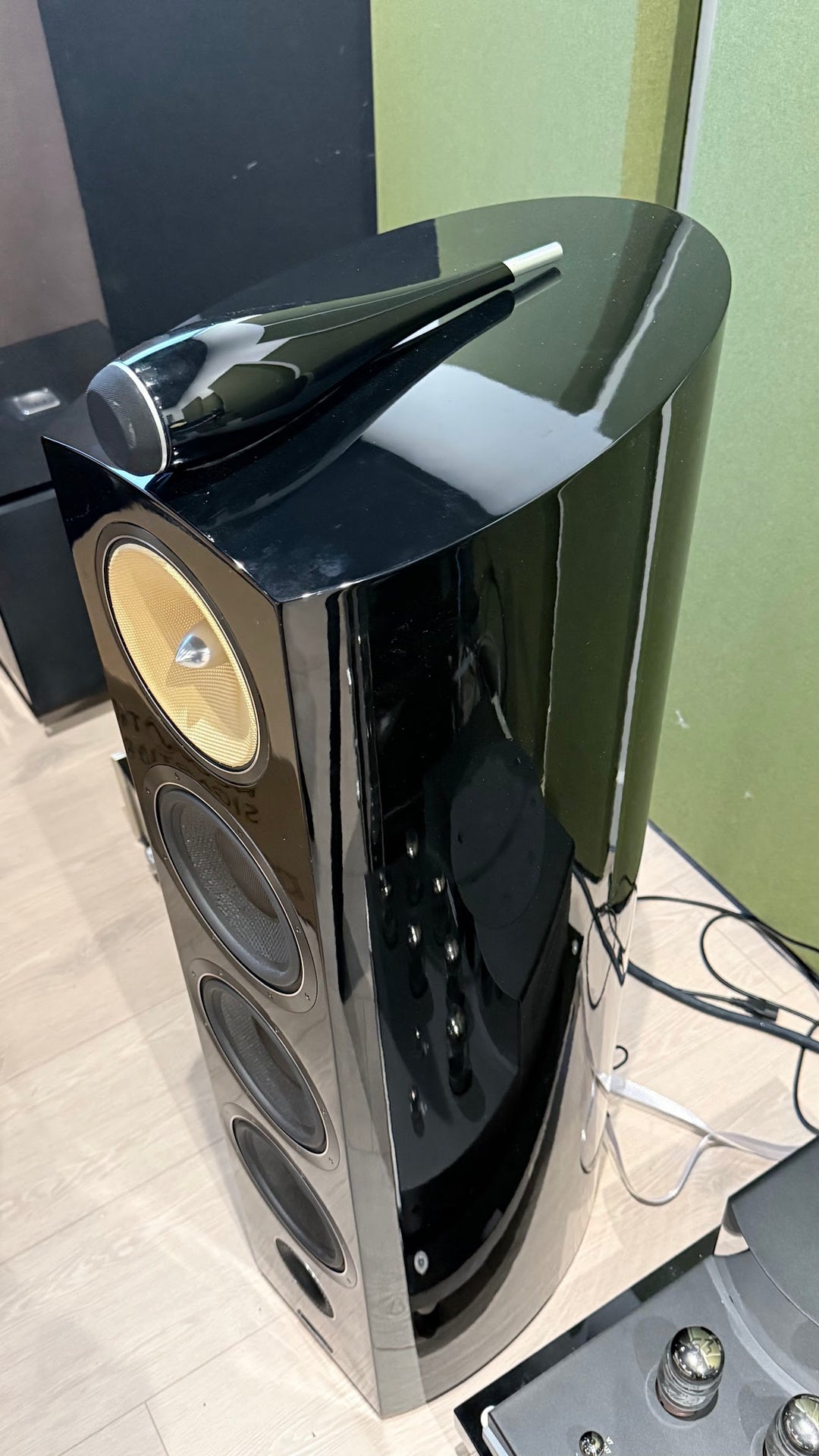 B&W Bowers & Wilkins 803D2 Full Range Speakers in Bloss Black with Boxes EXCELLENT