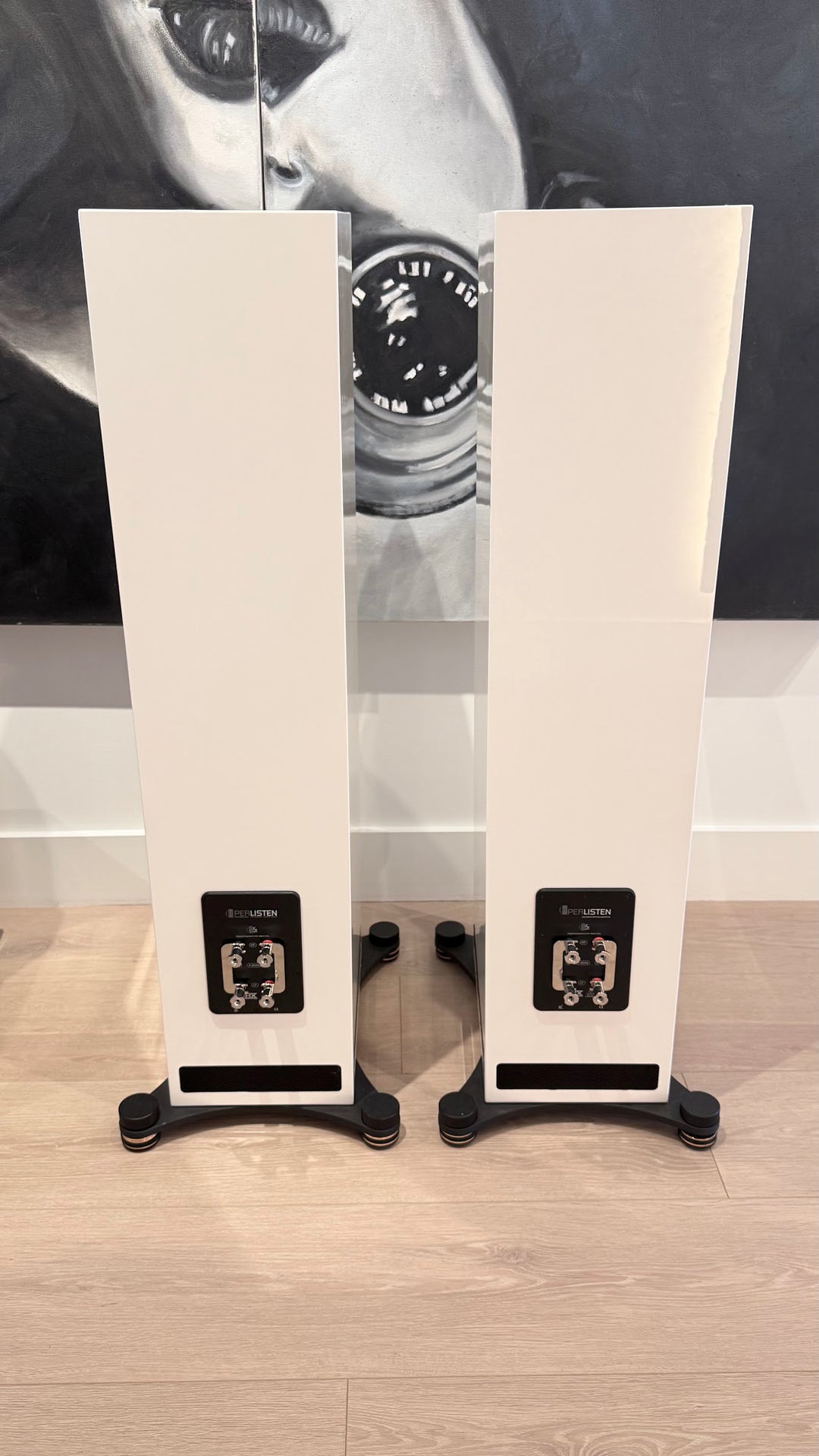 Perlisten S5T Tower Speakers in White MINT