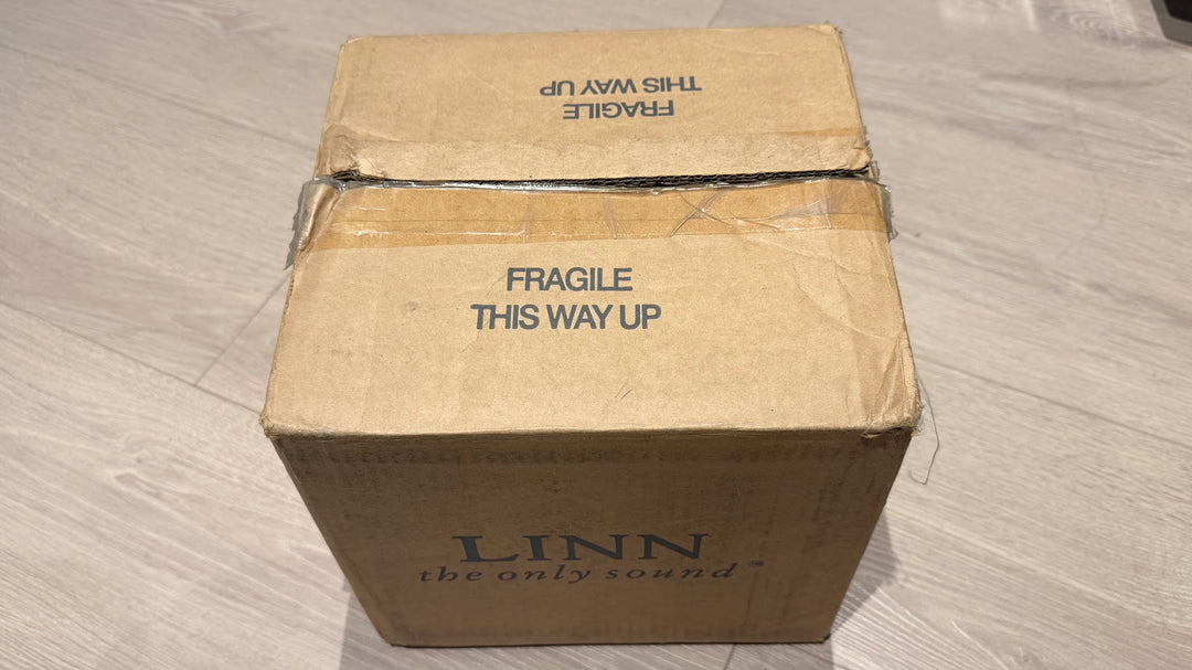 Linn Knekt Diskreet In Wall Speakers in White NEW OPEN BOX