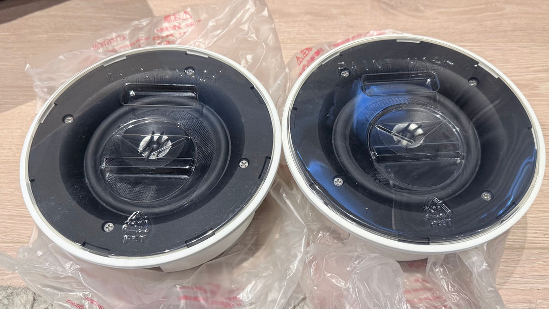 Linn Knekt Diskreet In Wall Speakers in White NEW OPEN BOX