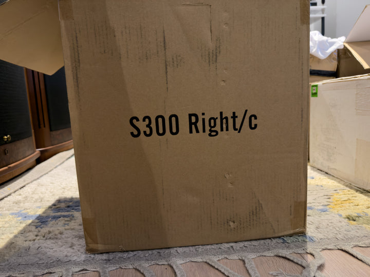 Miller & Kreisel S300 Right/C Surround Speaker in Black with Box Serial 144401579 EXCELLENT