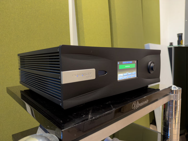 Datasat LS10 AV Processor with Remote & Box EXCELLENT