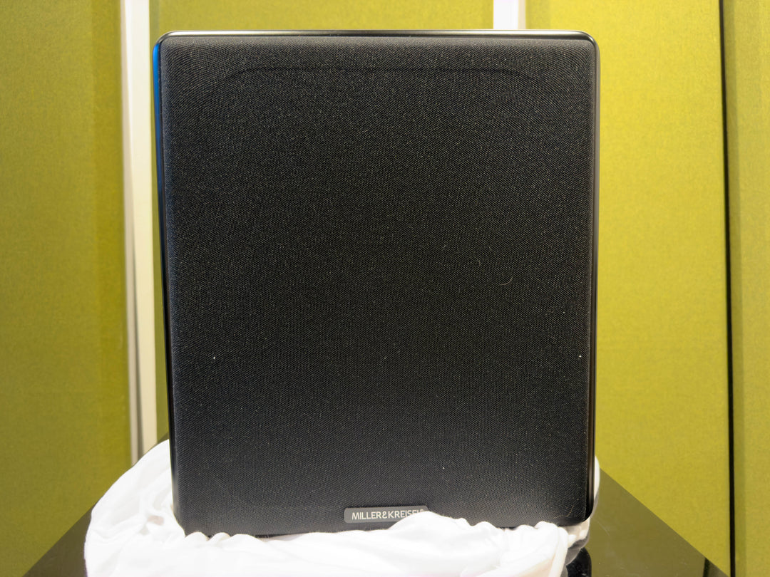 Miller & Kreisel S300 Right/C Surround Speaker in Black with Box Serial 171101911 EXCELLENT