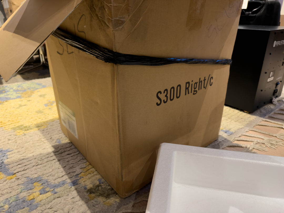 Miller & Kreisel S300 Right/C Surround Speaker in Black with Box Serial 171101911 EXCELLENT