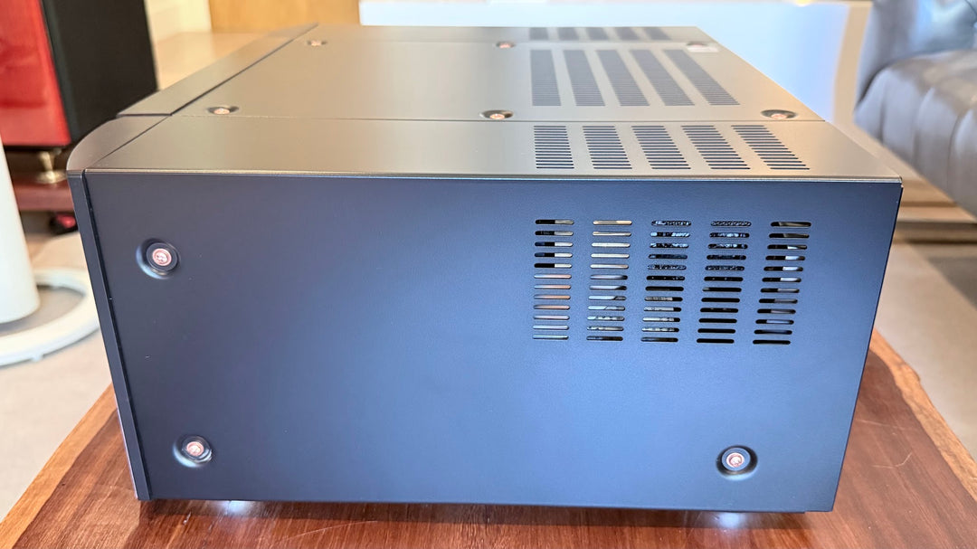 Marantz AV8805A Home Theater Preamplifier w Box & Accessories Serial #456 MINT