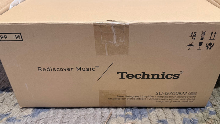 Technics SU-G700M2 Digital Integrated Amplifier in Silver MINT