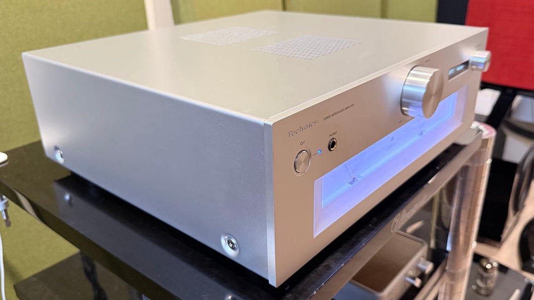 Technics SU-G700M2 Digital Integrated Amplifier in Silver MINT