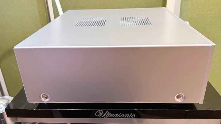 Technics SU-G700M2 Digital Integrated Amplifier in Silver MINT