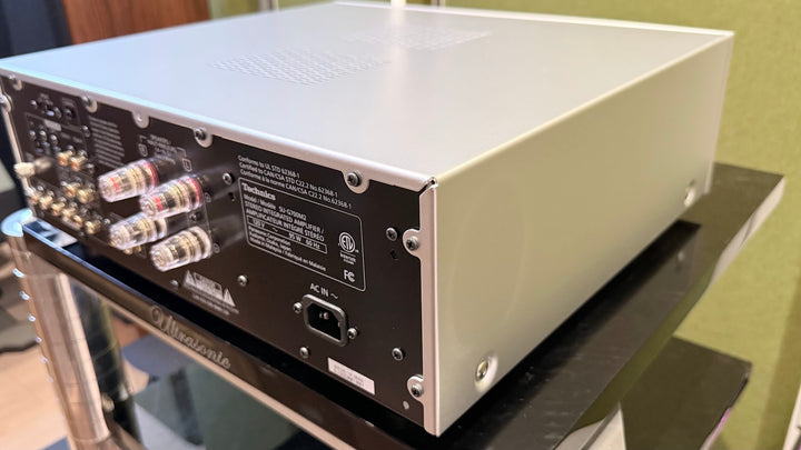 Technics SU-G700M2 Digital Integrated Amplifier in Silver MINT