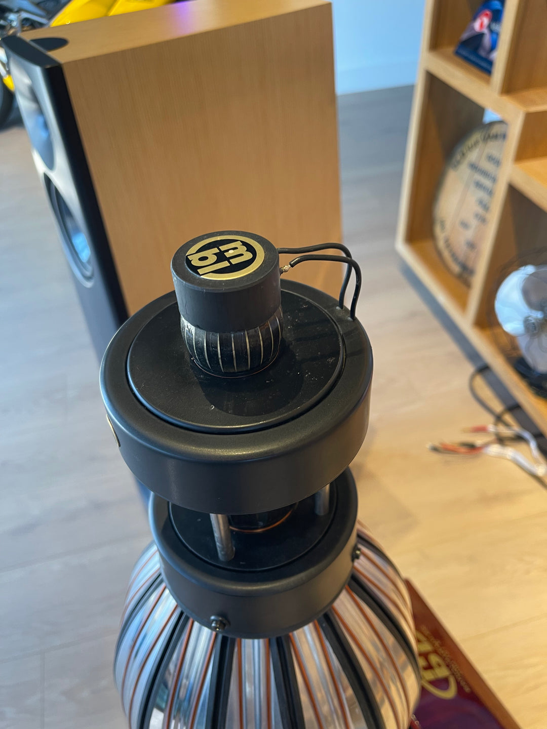 MBL 101e Radialstrahler MK1 Full Range Speakers in Rosewood Finish with Accessories and Crates EXCELLENT
