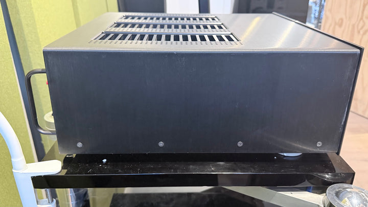 Mark Levinson 533H 3-Channel Power Amplifier in Black EXCELLENT