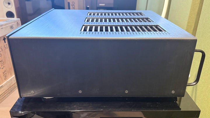 Mark Levinson 533H 3-Channel Power Amplifier in Black EXCELLENT