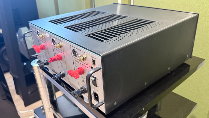 Mark Levinson 533H 3-Channel Power Amplifier in Black EXCELLENT