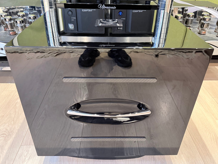 REL Acoustics Carbon Special Subwoofer in Gloss Black w Box & Accessories Serial 4002 EXCELLENT