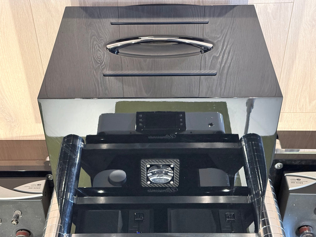 REL Acoustics Carbon Special Subwoofer in Gloss Black w Box & Accessories Serial 4002 EXCELLENT