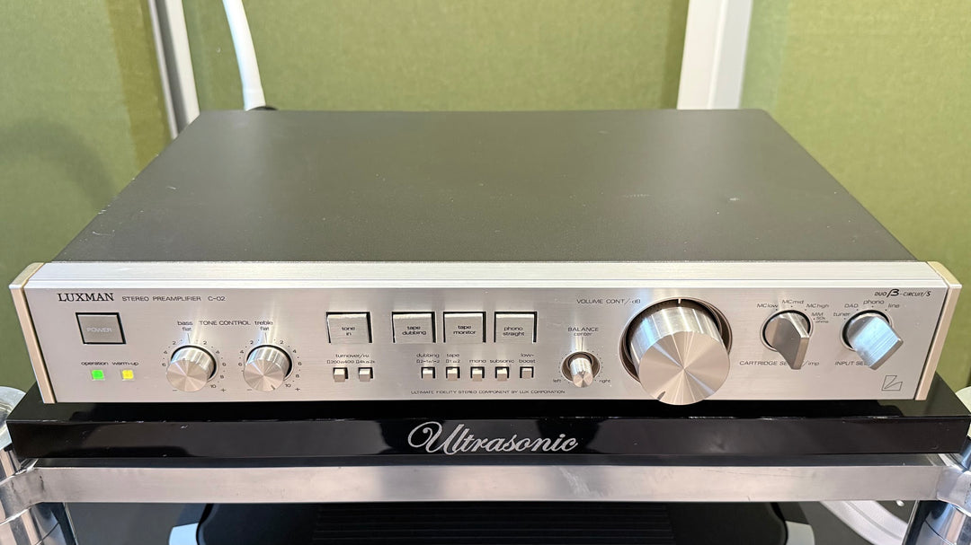 Luxman C-02 Preamplifier in Silver No Box VERY GOOD