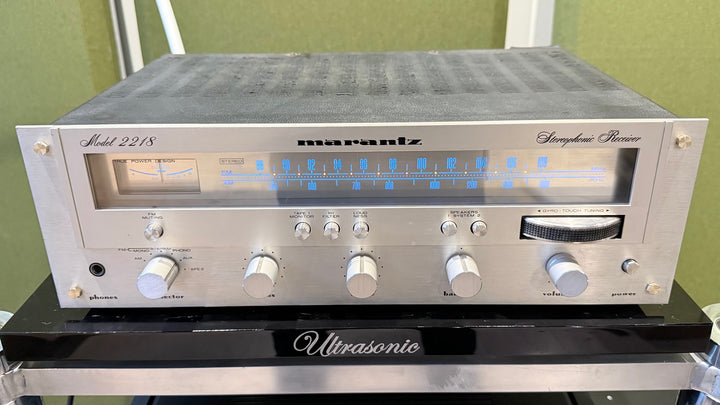 Marantz 2218 AM/FM Stereo Receiver in Silver No Box FAIR CONDITION