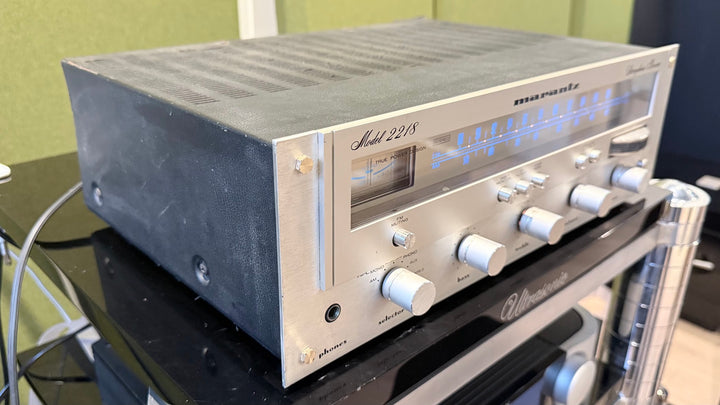 Marantz 2218 AM/FM Stereo Receiver in Silver No Box FAIR CONDITION