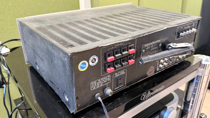 Marantz 2218 AM/FM Stereo Receiver in Silver No Box FAIR CONDITION