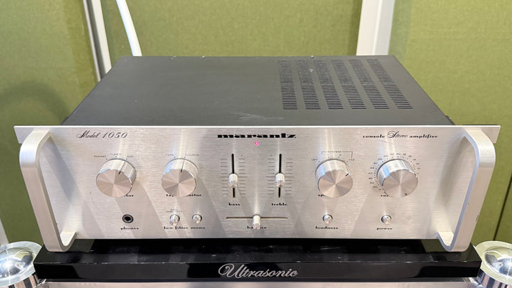 Marantz 1050 Stereo Integrated Amplifier VERY GOOD