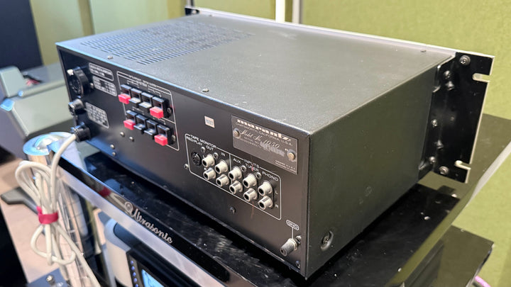 Marantz 1050 Stereo Integrated Amplifier VERY GOOD