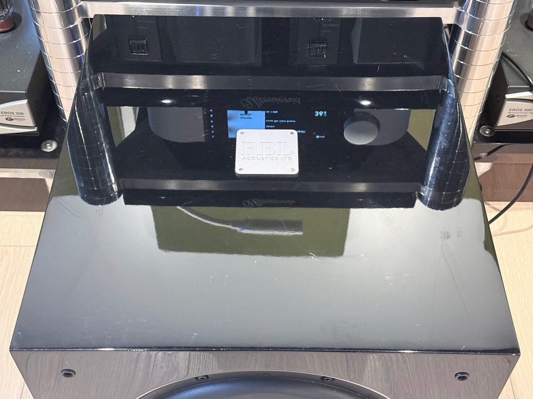 REL Acoustics S/812 Subwoofer w Box & Accessories in Gloss Black EXCELLENT