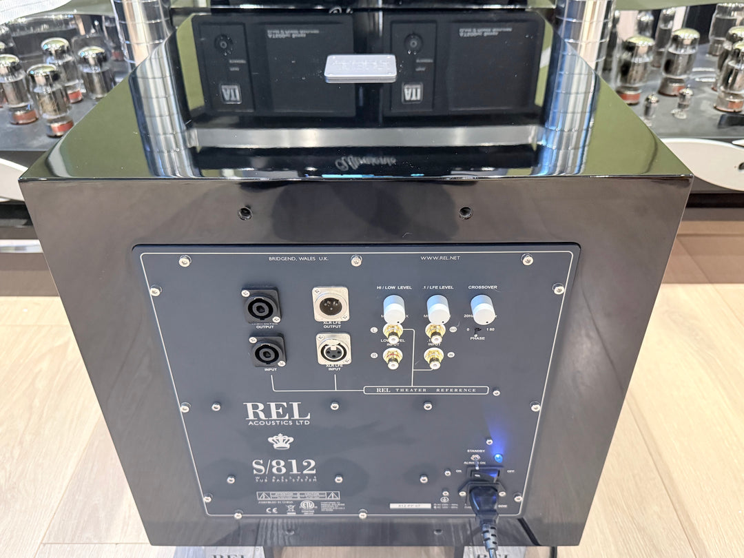 REL Acoustics S/812 Subwoofer w Box & Accessories in Gloss Black EXCELLENT