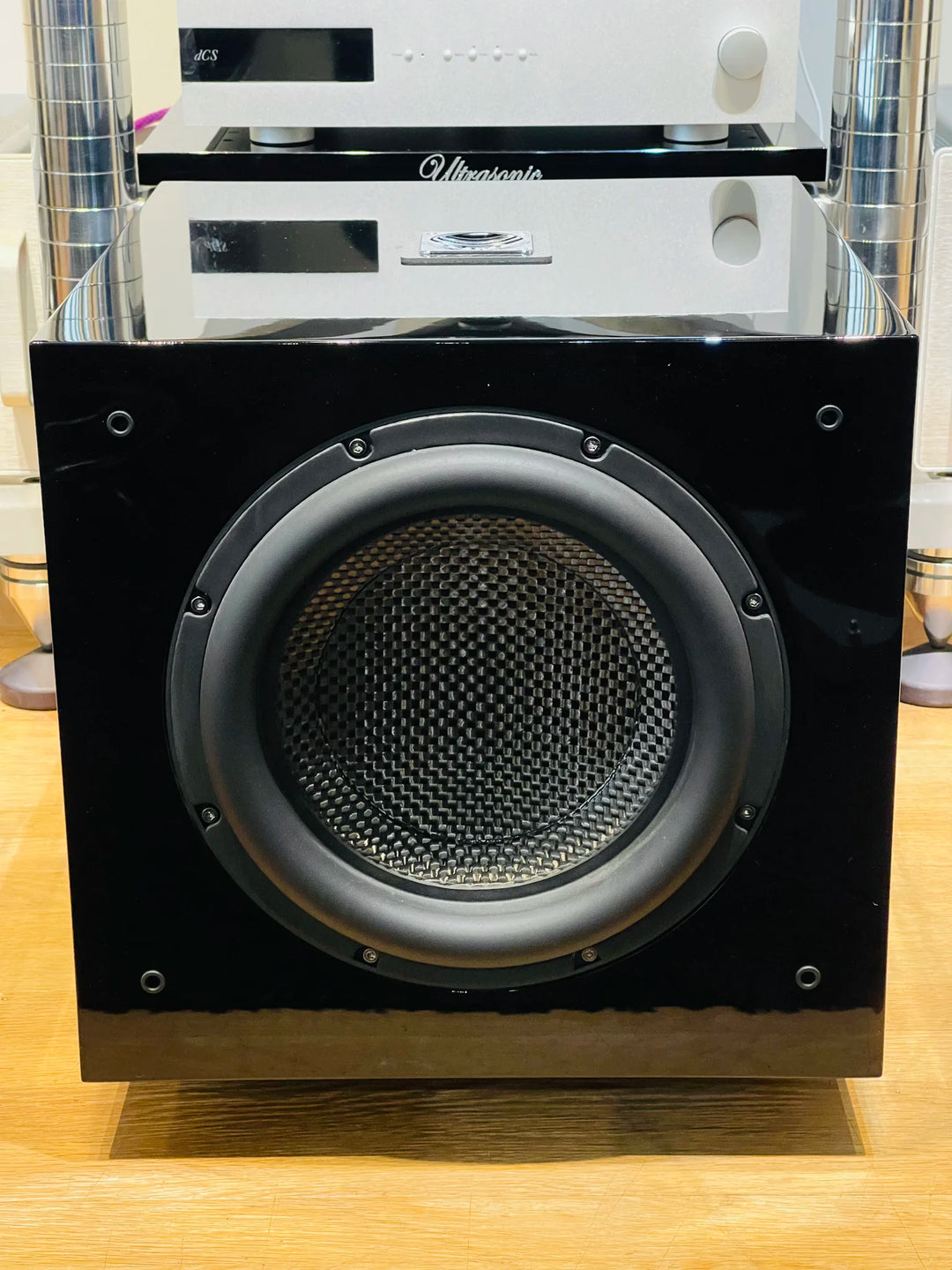 REL Acoustics Carbon Special Subwoofer in Gloss Black, 1 Owner Trade-In, 6 Available