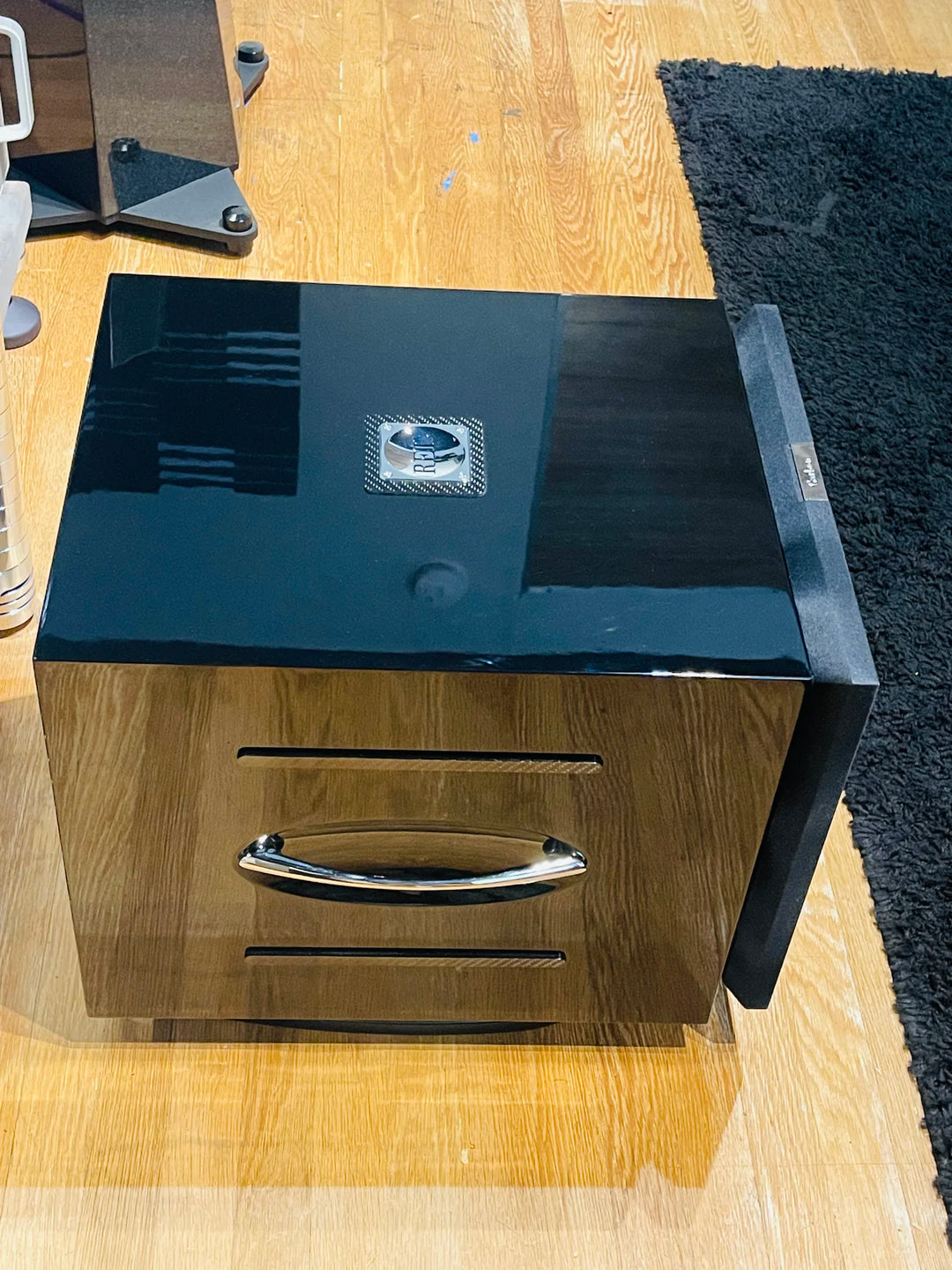 REL Acoustics Carbon Special Subwoofer in Gloss Black, 1 Owner Trade-In, 6 Available